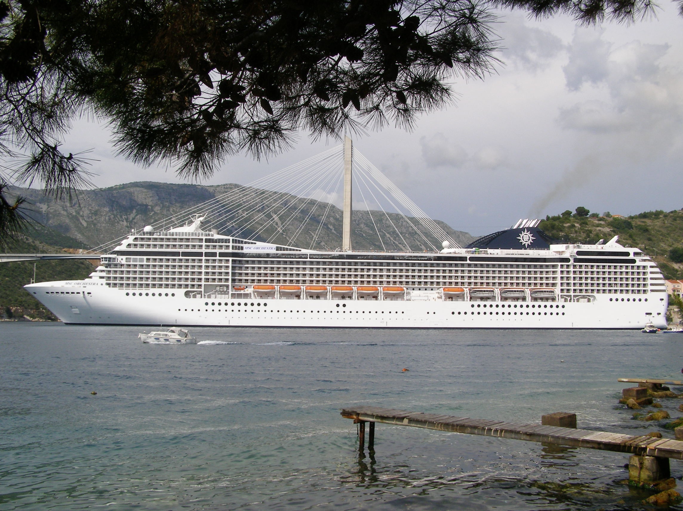 Izvorni naziv: msc orchestra 02.JPG