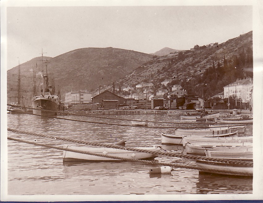 Izvorni naziv: gruz 1920-ta.jpg
