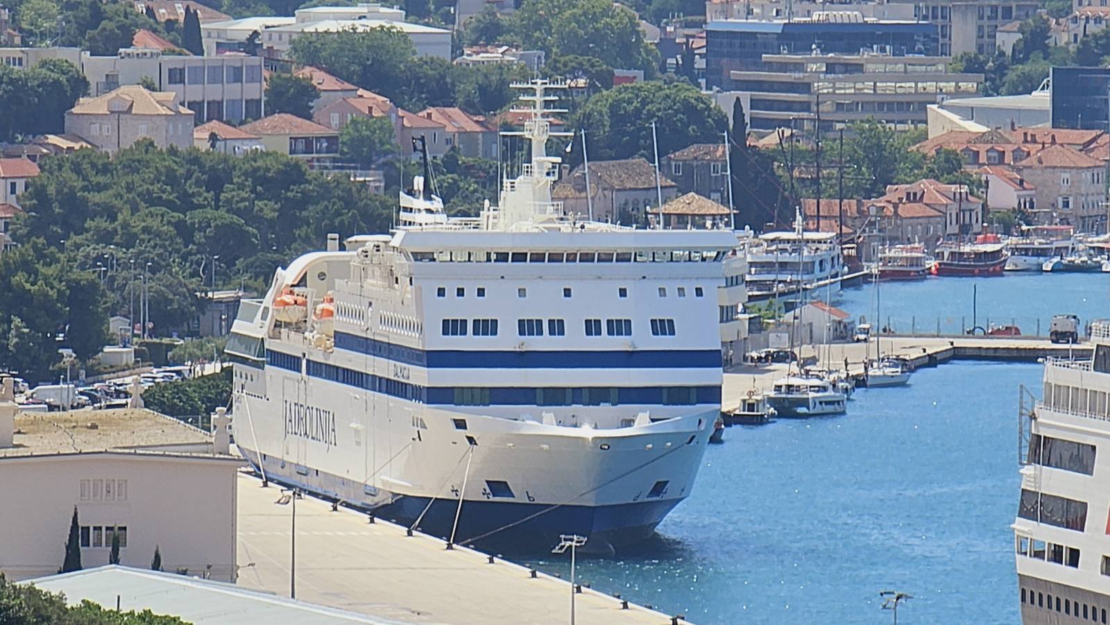 Izvorni naziv datoteke: Dalmacija  trajekt 01.jpg
