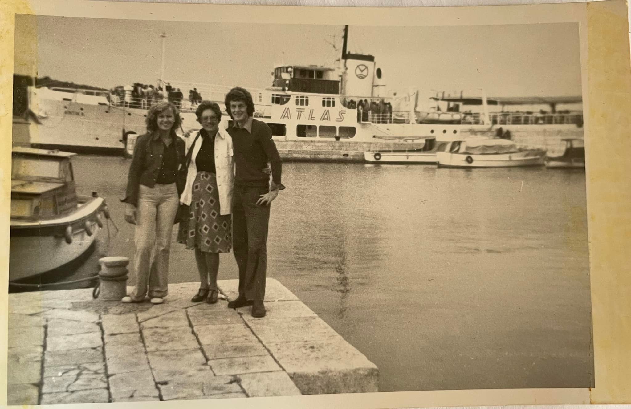 Izvorni naziv datoteke: lafodija prva i šunj + Antika.jpg